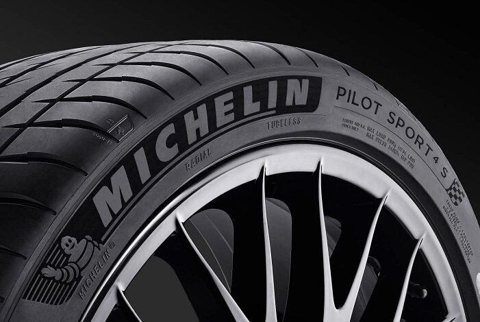 Michelin Pilot Sport 4S