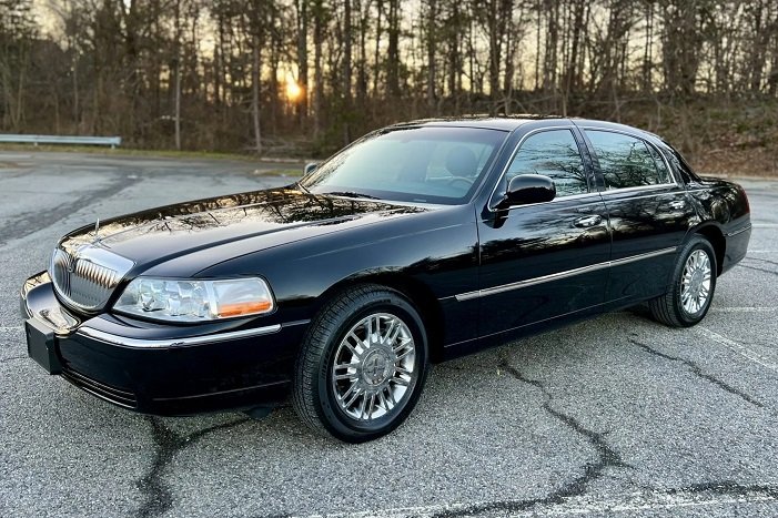 2008 Lincoln Town Car