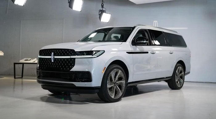 2025 Lincoln Navigator